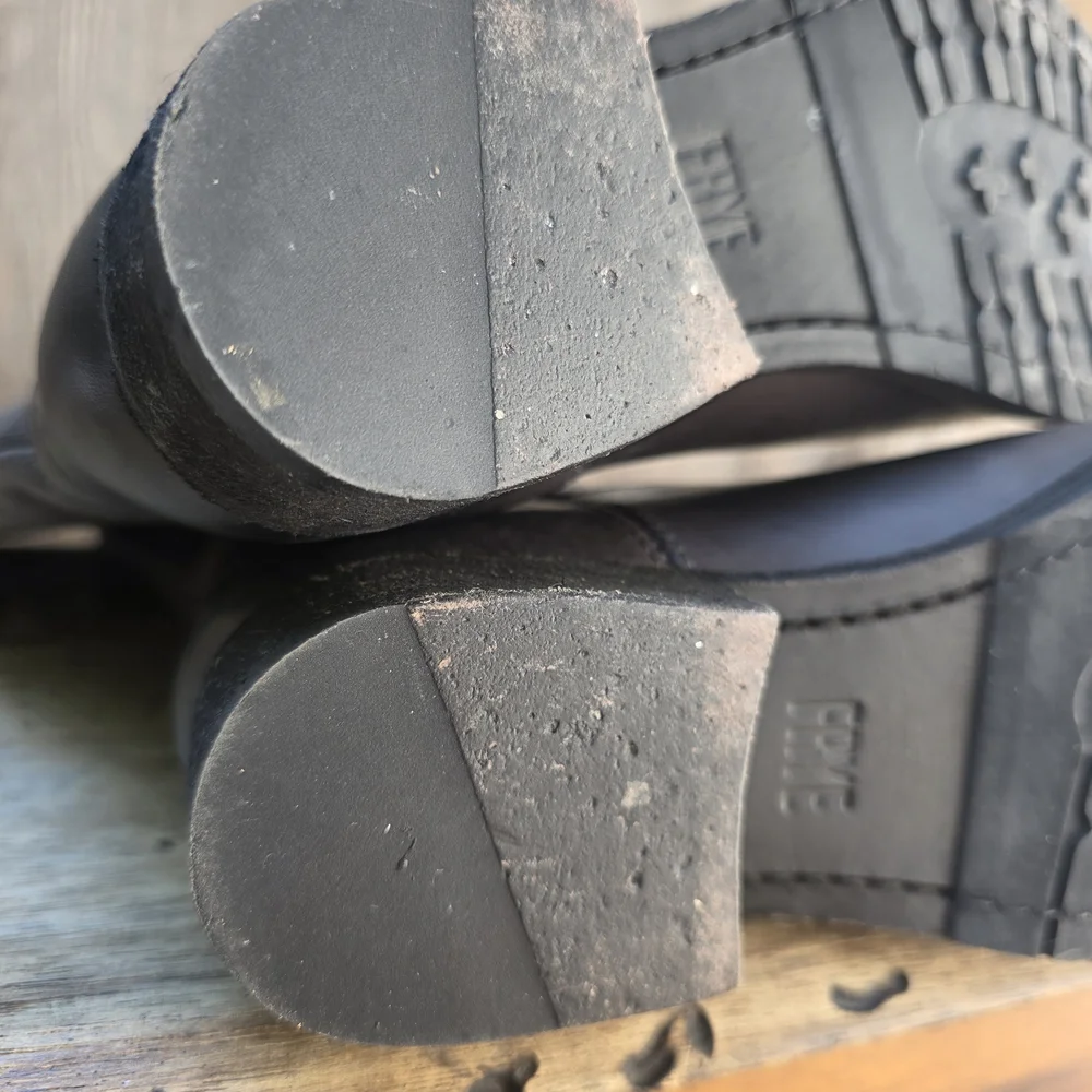Frye brown distressed